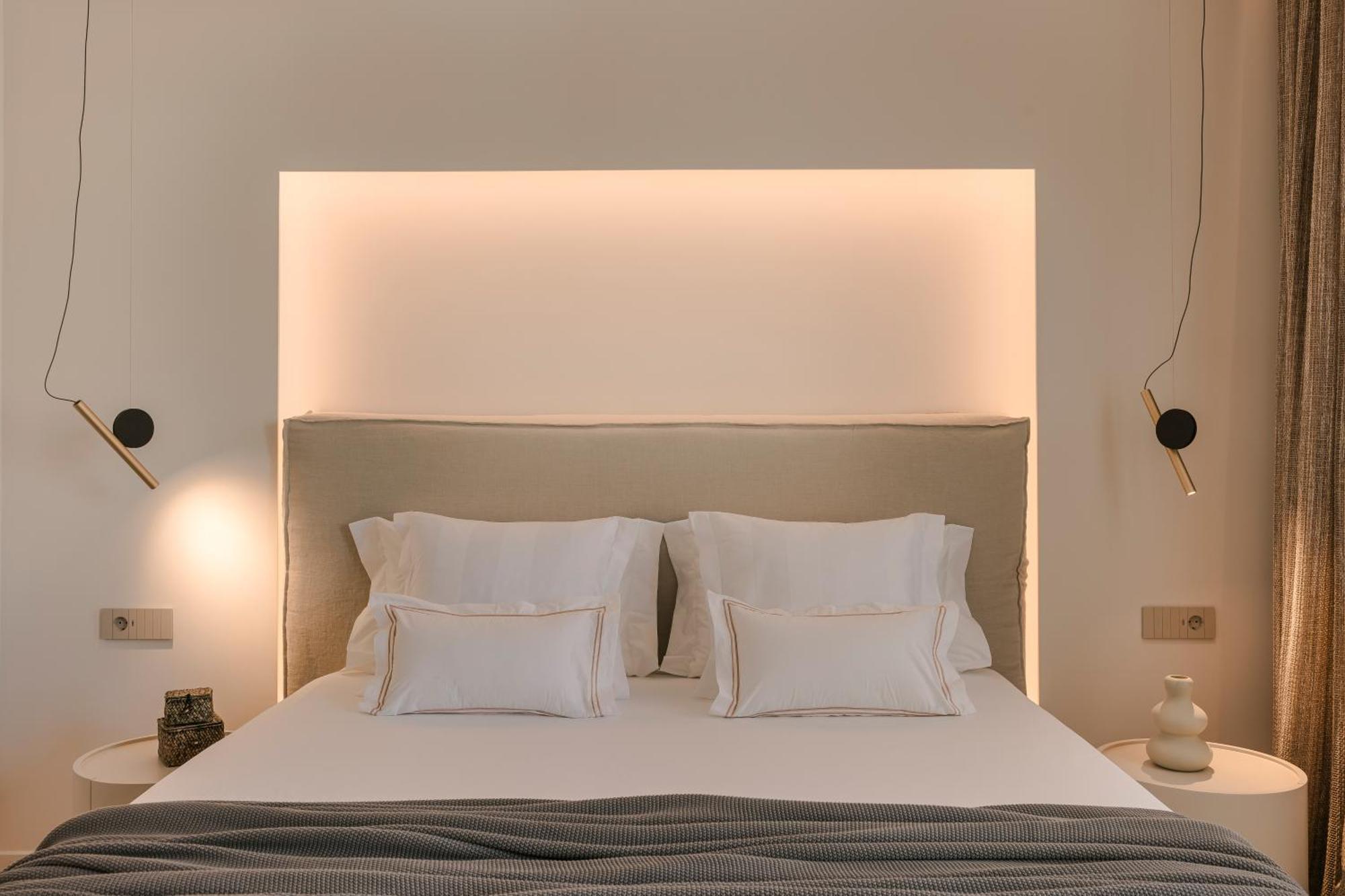 Piazza Suites Ликсури Екстериор снимка