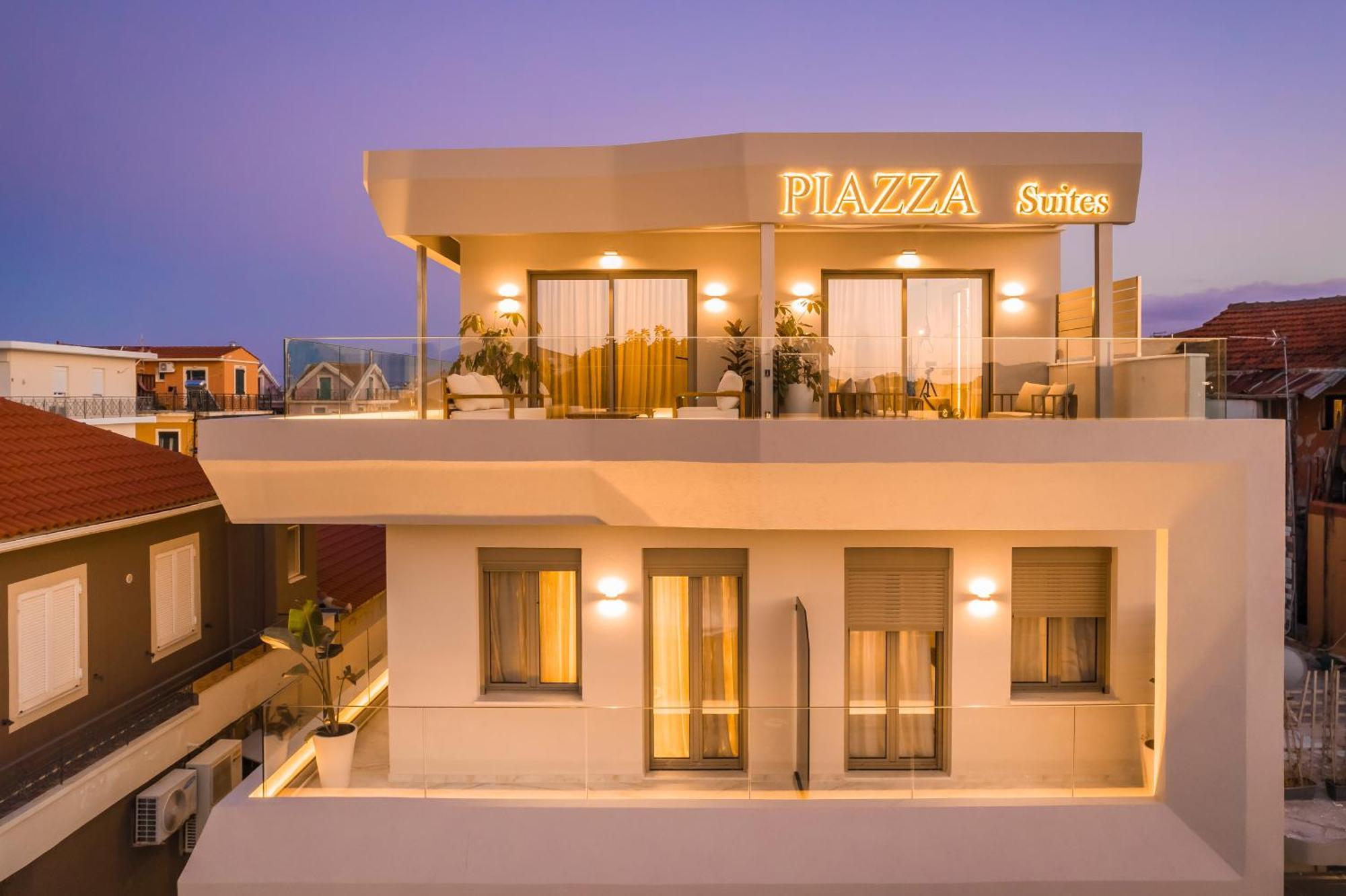 Piazza Suites Ликсури Екстериор снимка